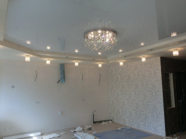 электрик повесить подключить люстру